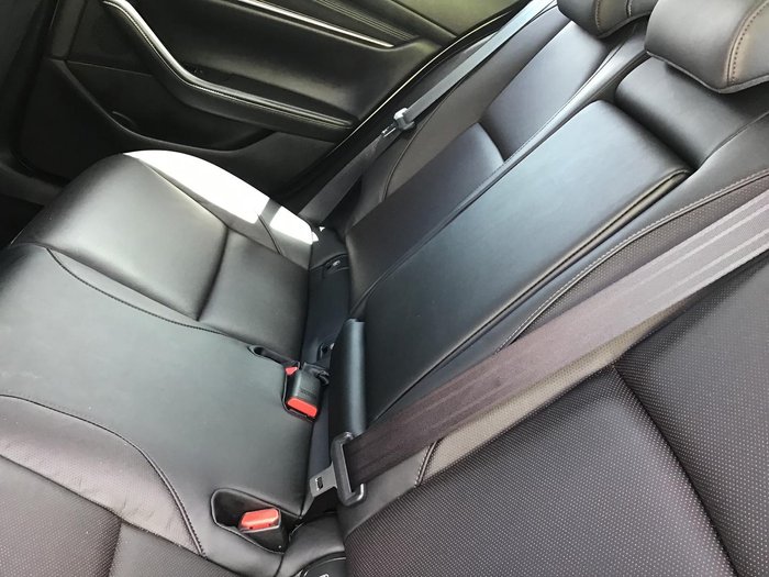 2022 Mazda 3 G20 Touring