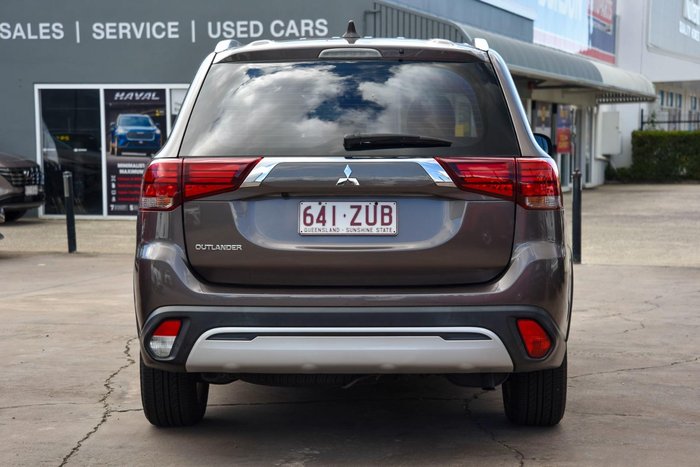 2020 Mitsubishi Outlander ES