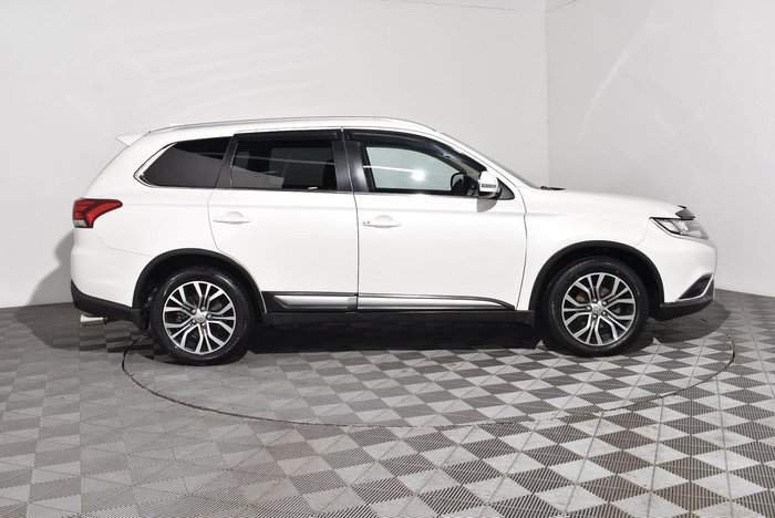 2019 Mitsubishi Outlander LS