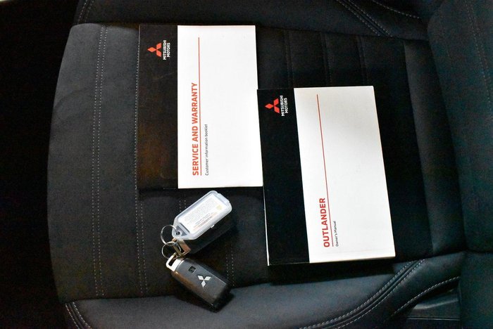 2019 Mitsubishi Outlander LS