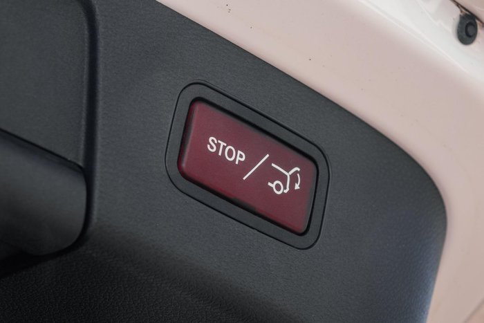 2018 Mercedes-Benz GLA-Class GLA180 X156 Polar White