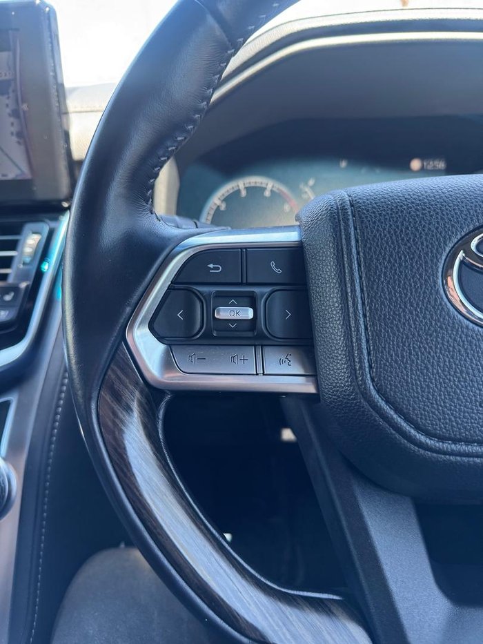 2024 Toyota Landcruiser Sahara