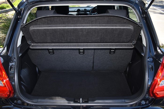 2019 Suzuki Swift GL Navigator