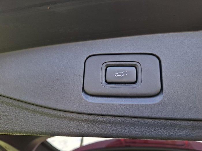 2021 Isuzu MU-X LS-U