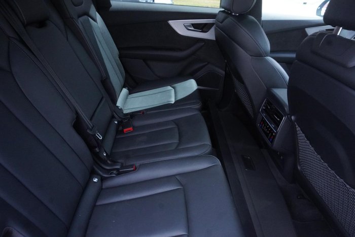 2020 Audi Q7 50 TDI S line