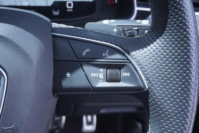 2020 Audi Q7 50 TDI S line