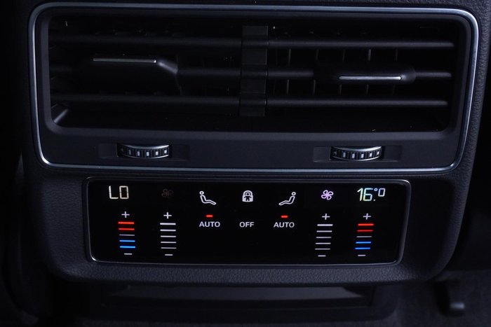 2020 Audi Q7 50 TDI S line