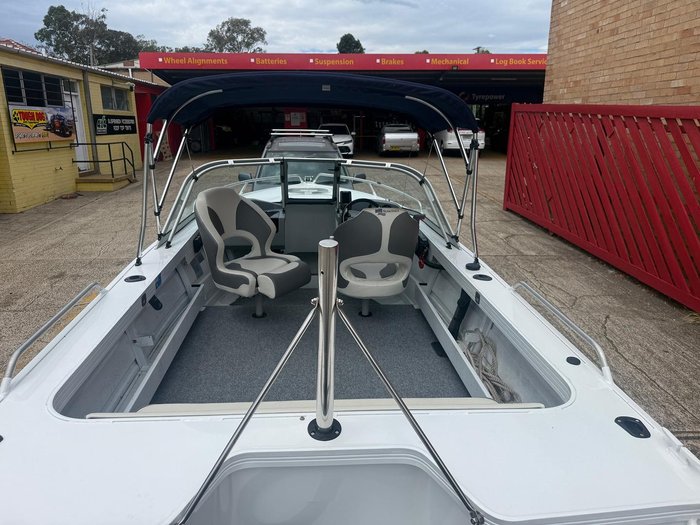2018 QUINTREX 481 Fishabout