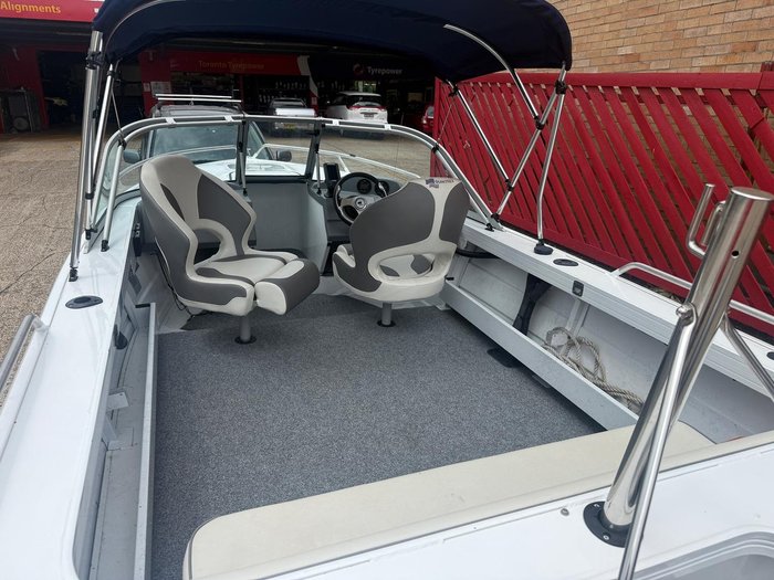 2018 QUINTREX 481 Fishabout