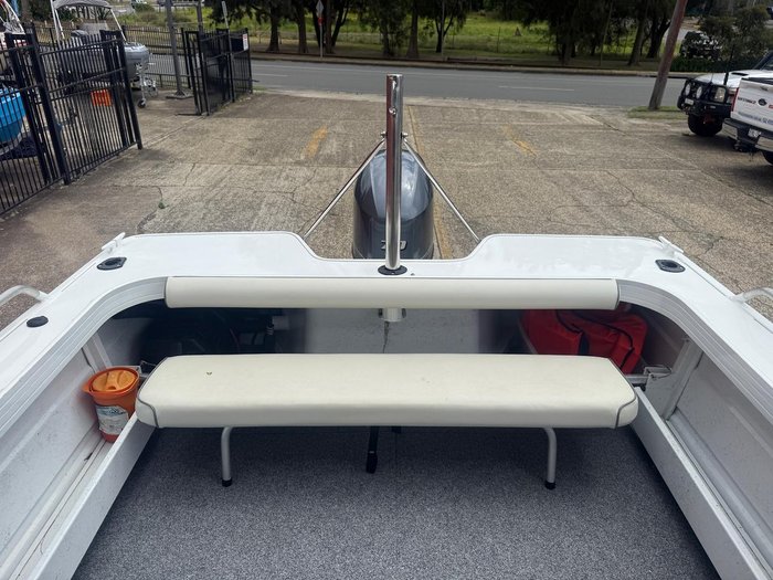 2018 QUINTREX 481 Fishabout