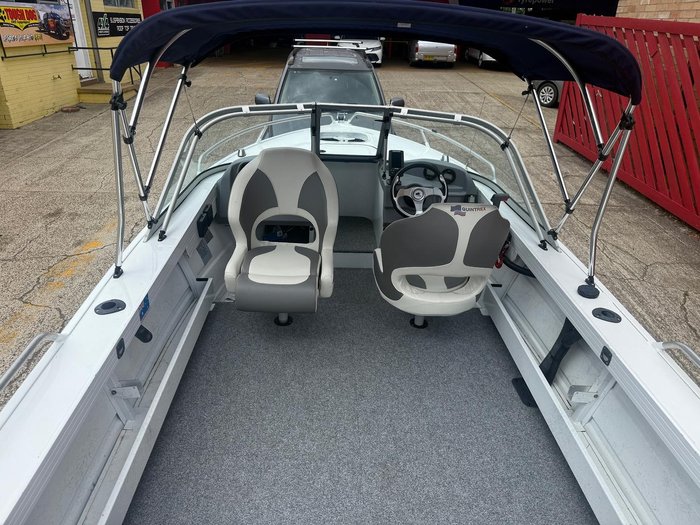 2018 QUINTREX 481 Fishabout