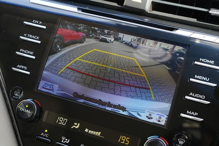 2020 Toyota Camry SL