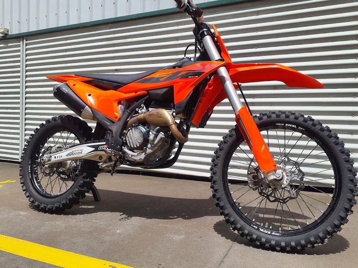 2025 KTM 250 SX-F SX-F Orange