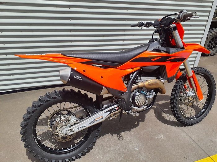 2025 KTM 250 SX-F SX-F Orange