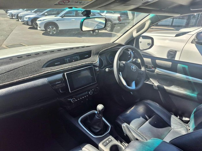 2017 Toyota Hilux SR5