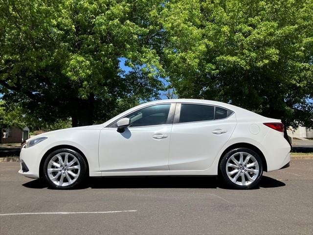 2015 Mazda 3 SP25