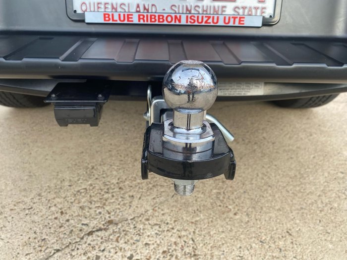 2024 Isuzu D-MAX LS-U