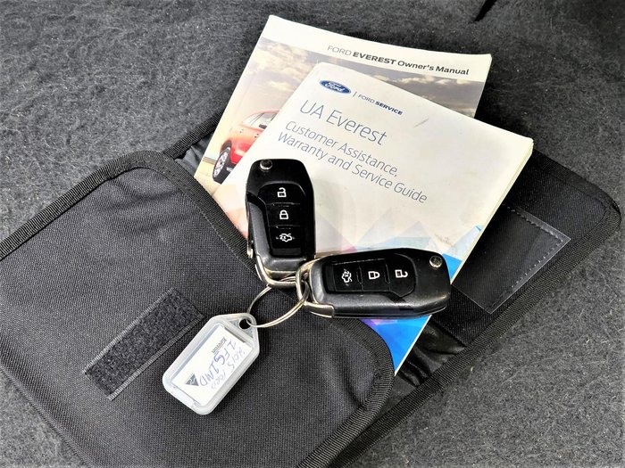 2015 Ford Everest Titanium UA 4X4 Dual Range Black Mica