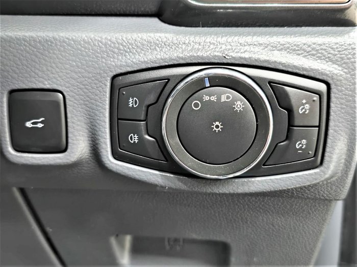 2015 Ford Everest Titanium UA 4X4 Dual Range Black Mica