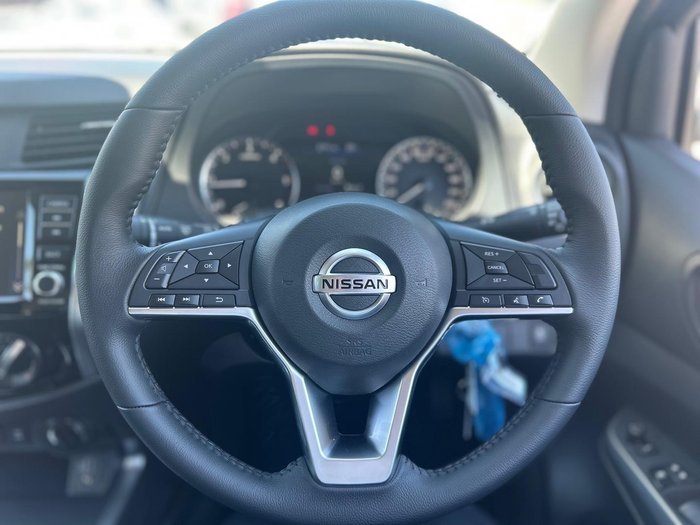 2025 Nissan Navara ST