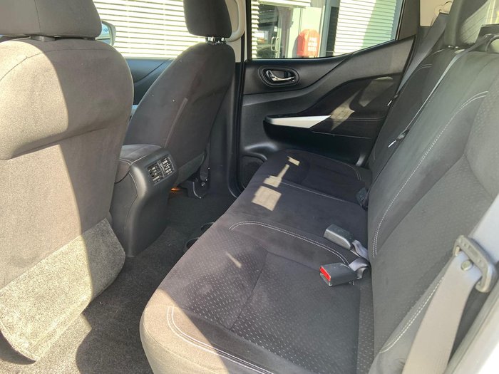 2015 Nissan Navara ST