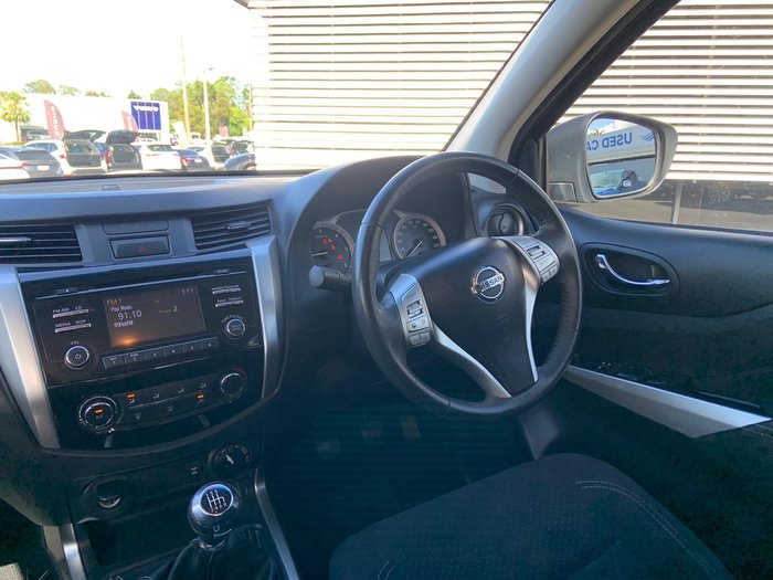 2015 Nissan Navara ST