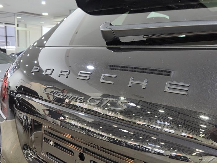 2013 Porsche Cayenne GTS