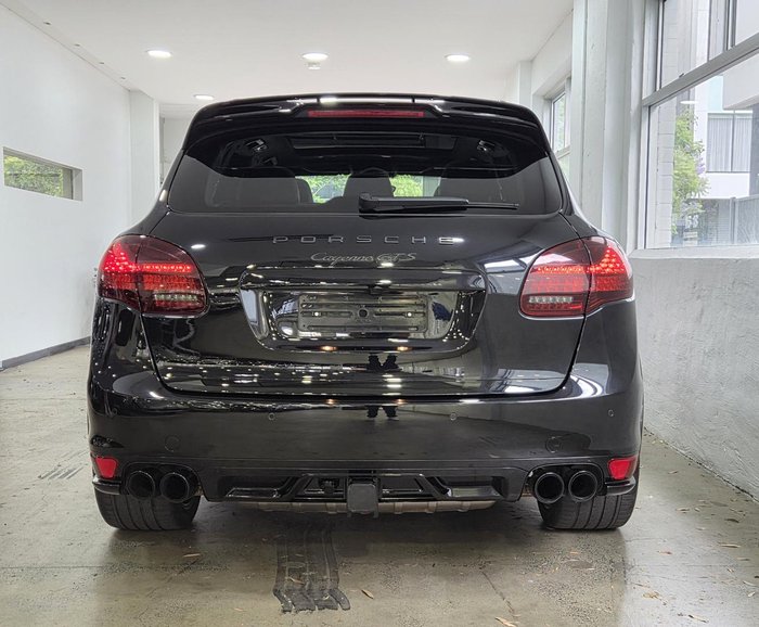 2013 Porsche Cayenne GTS