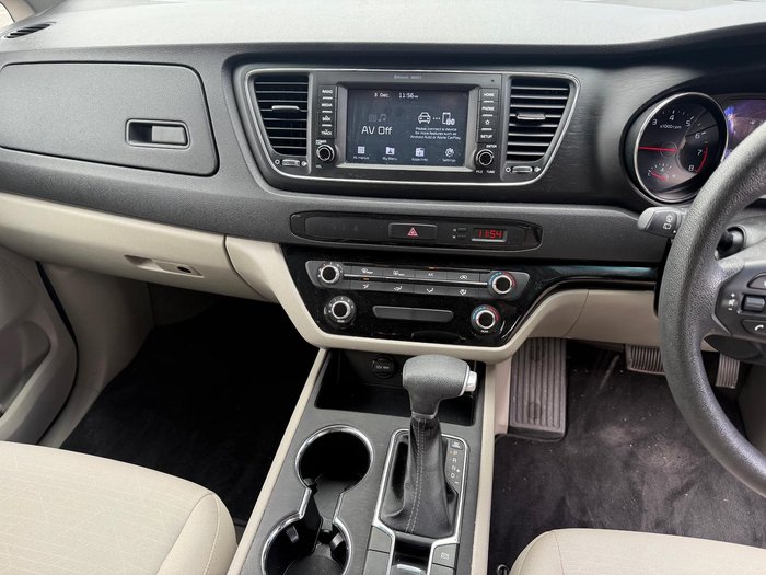 2019 Kia Carnival S