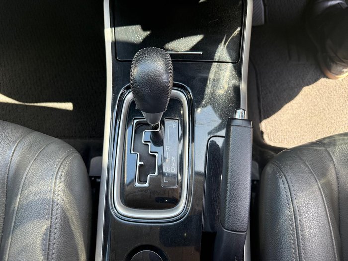 2017 Mitsubishi Outlander LS Safety Pack