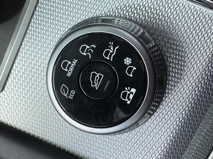 2024 Mitsubishi Outlander Exceed