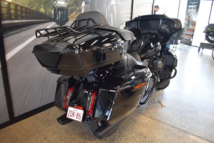 2025 Harley-davidson FLHXU STREET GLIDE ULTRA (117) VIVID BLACK