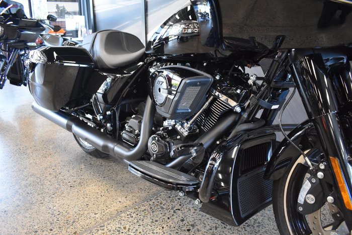 2025 Harley-davidson FLTRX ROAD GLIDE (117) VIVID BLACK