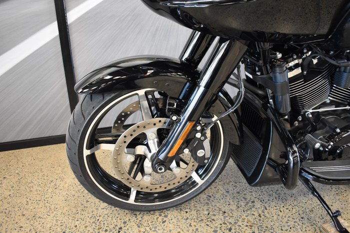 2025 Harley-davidson FLTRX ROAD GLIDE (117) VIVID BLACK