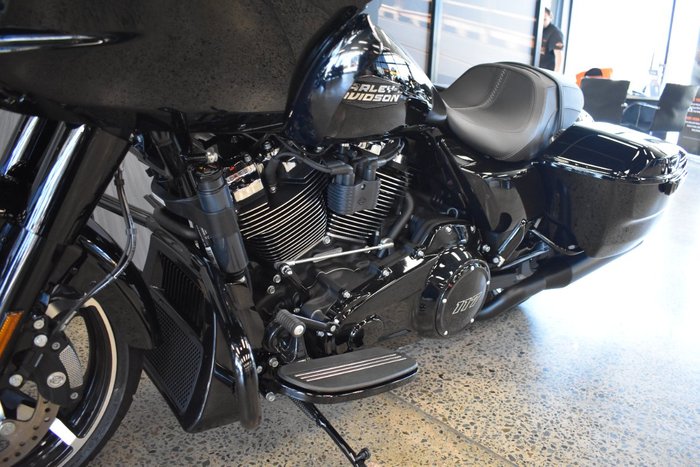 2025 Harley-davidson FLTRX ROAD GLIDE (117) VIVID BLACK