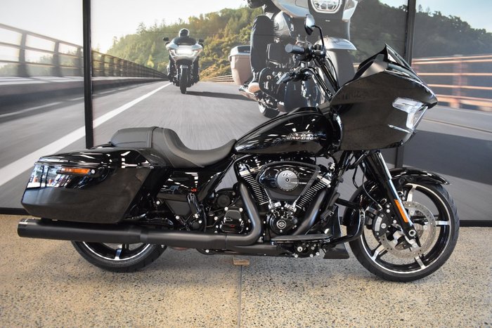 2025 Harley-davidson FLTRX ROAD GLIDE (117) VIVID BLACK