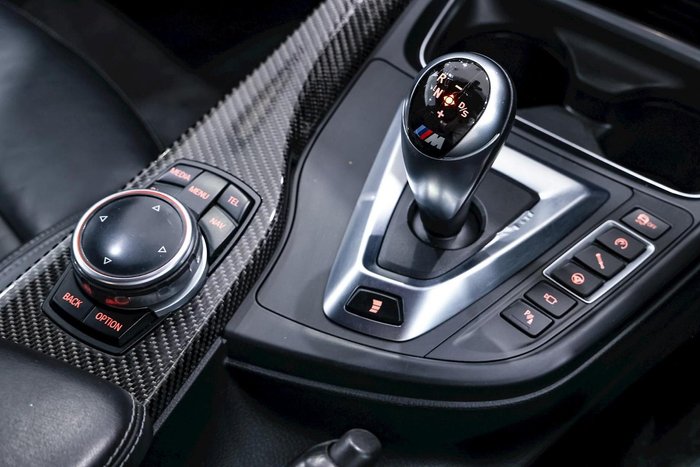 2014 BMW M4 F82 WHITE