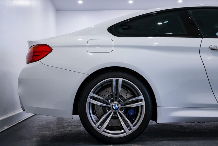 2014 BMW M4 F82 WHITE