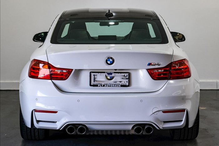 2014 BMW M4 F82 WHITE
