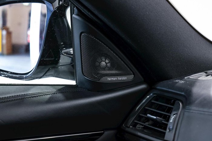 2014 BMW M4 F82 WHITE