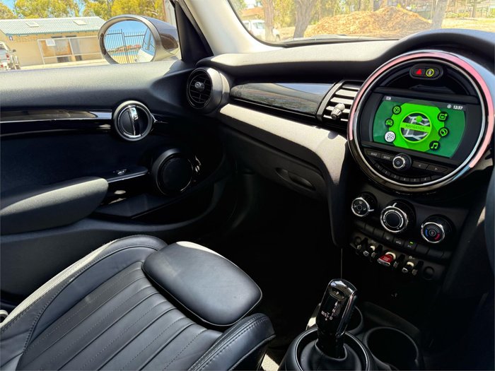 2020 MINI Hatch Cooper