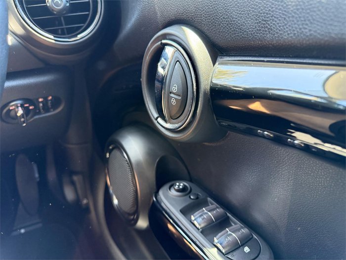 2020 MINI Hatch Cooper