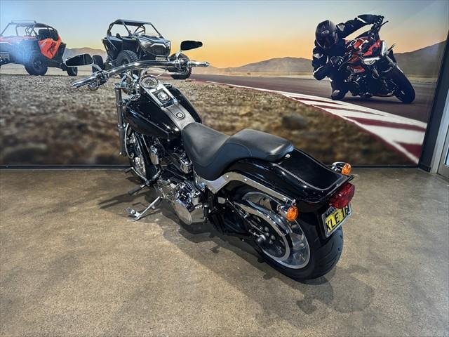 2007 Harley-Davidson Softail Custom 1584 (FXSTC)