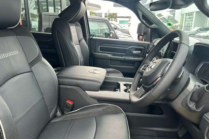 2025 RAM 2500 Laramie Rambox