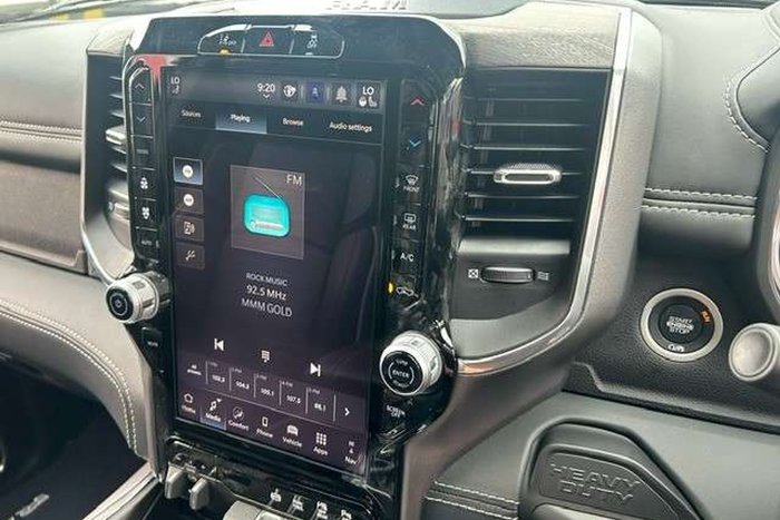 2025 RAM 2500 Laramie Rambox