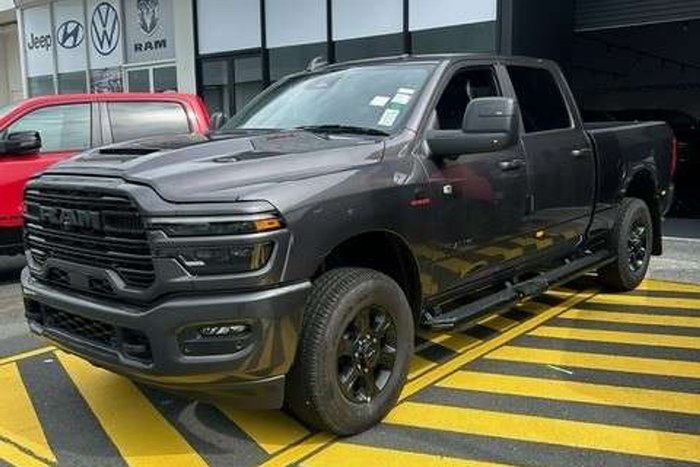 2025 RAM 2500 Laramie Rambox
