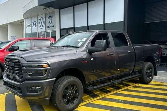 2025 RAM 2500 Laramie Rambox
