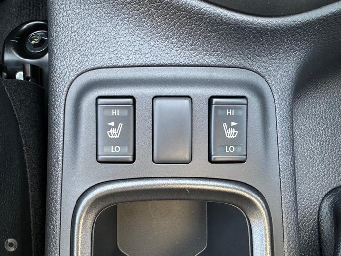 2025 Nissan Navara PRO-4X