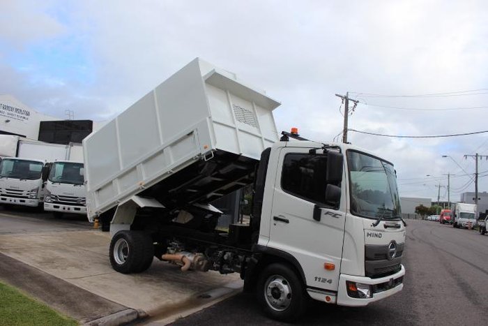 2019 Hino 500 500 WHITE