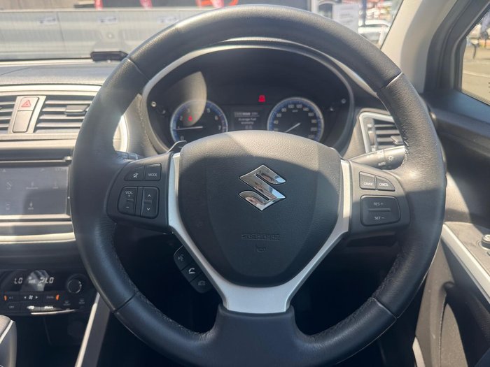 2014 Suzuki S-Cross GLX